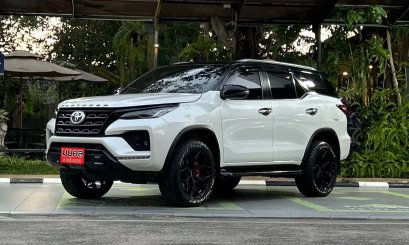 TOYOTA FORTUNER 2.4 V A/T 2021 สีขาว (LP0034) 8-9