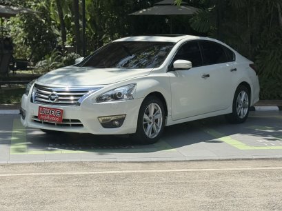 NISSAN TEANA 2.5 XV NAVI A/T 2014 สีขาว ( LP0090 ) 2-3