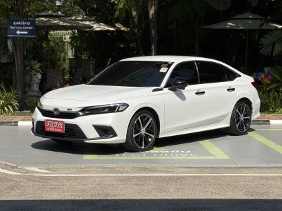 HONDA CIVIC 2.0 FE E:HEV RS A/T 2023 สีขาว ( LP0125 )  7-8