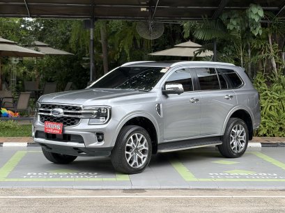 FORD EVEREST 2.0 BI-TURBO 4WD A/T 2023 สีเทา ( LP0150 ) 12-13