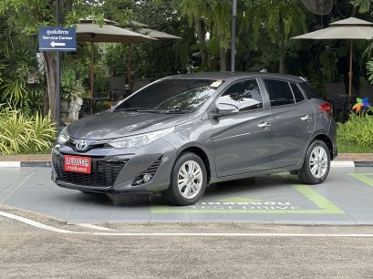 TOYOTA YARIS 1.2 G A/T 2017 สีเทา ( LP0158 ) 2-3