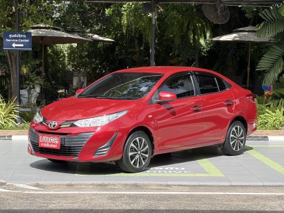 TOYOTA YARIS ATIV 1.2 J A/T 2018 สีแดง ( LP0188 ) 2-3