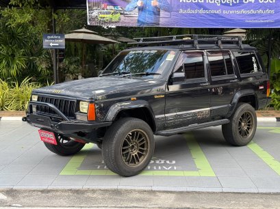 JEEP CHEROKEE 4.0 XJ A/T 1996 สีดำ ( LP0221 ) 1-2