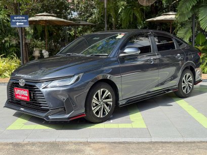 TOYOTA YARIS ATIV 1.2 SMART 2024 สีเทา ( LP0246 ) 4-5