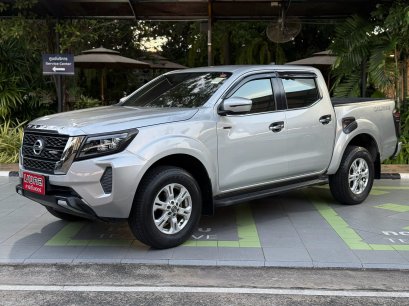 NISSAN NAVARA D-CAB 2.3 E CALIBRE A/T 2022 สีเทา ( LP0247 ) 4-5