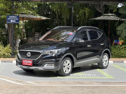 MG ZS 1.5 D A/T 2018 สีดำ 2-3