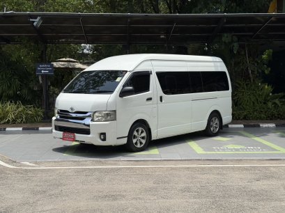 TOYOTA COMMUTER 3.0 M/T 2014 สีขาว (LM0378) 5-6