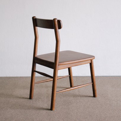 Kross Chair (Walnut)