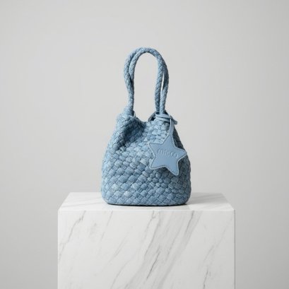 Minicube กระเป๋าสานแฟชั่นถือได้สะพายได้ รุ่น 3052-1 (Denim Blue)