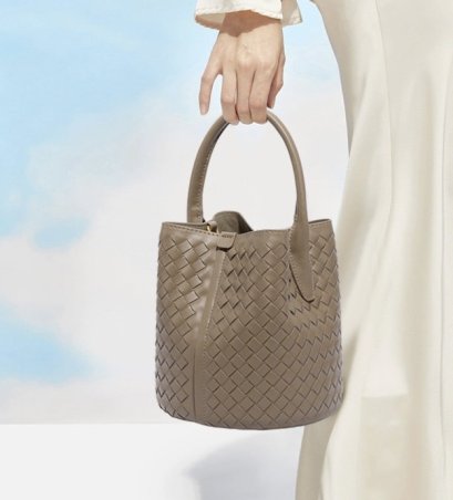 Minicube Handbag model B1749