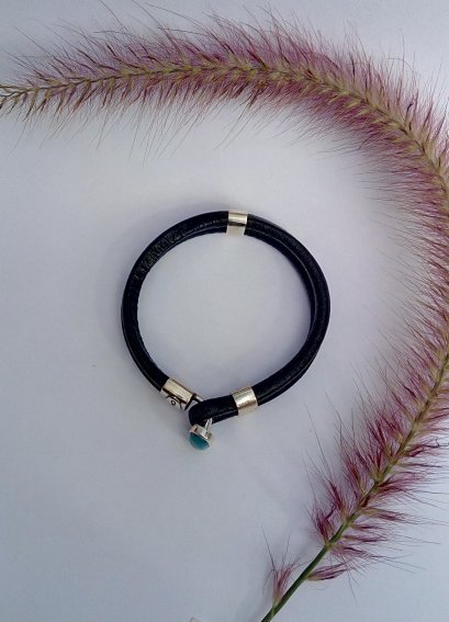 CHAI leather bracelet