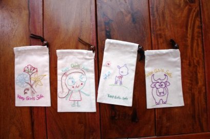 กระเป๋าอเนกประสงปักมือ