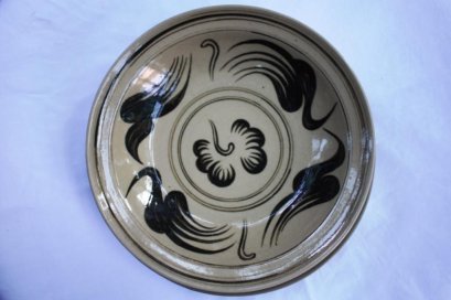 Ceramic Plate 9&quot; - Wiang Galong (Black Flower)