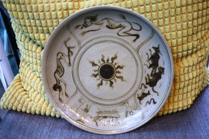 Ceramic Plate 9&quot; - Wiang Galong (Abaiphumi)