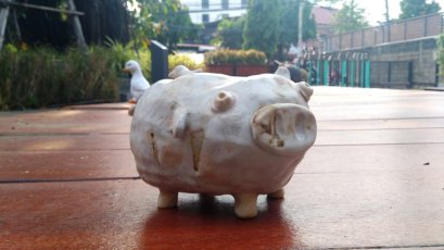Pig Pottery