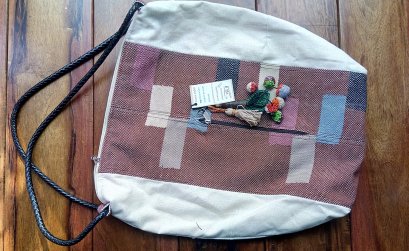 กระเป๋าสะพายสายหนังถัก 