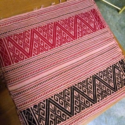 ผ้าพันคอเต็มลาย