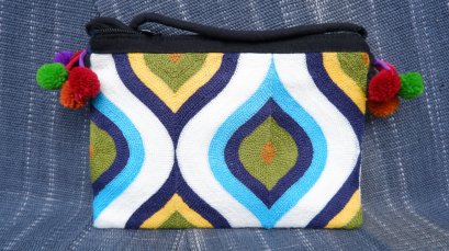 กระเป๋าผ้าลายคลื่น ฟ้า-เขียว-เหลือง