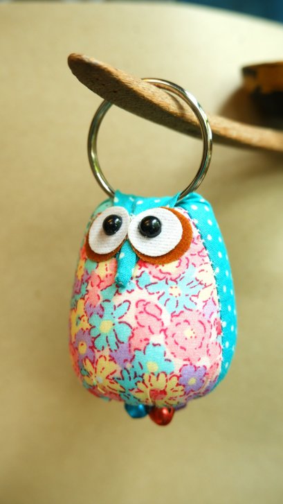 Owl keychain - Teal