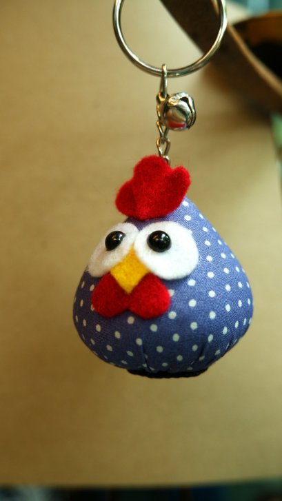 Chicken keychain - Purple