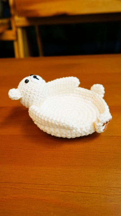 Crochet coaster, white bear