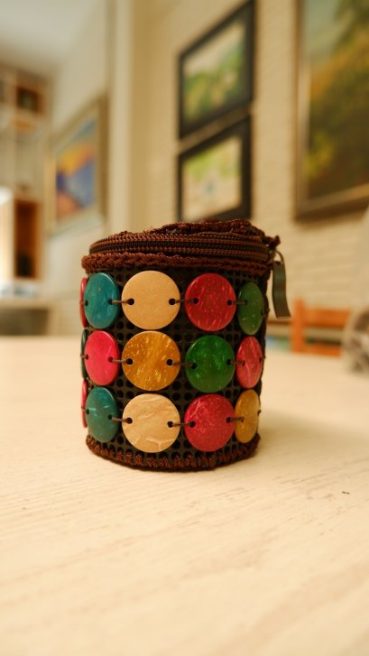 กระเป๋ากะลามะพร้าว ทรงกระบอก หลายสี ลายกลม