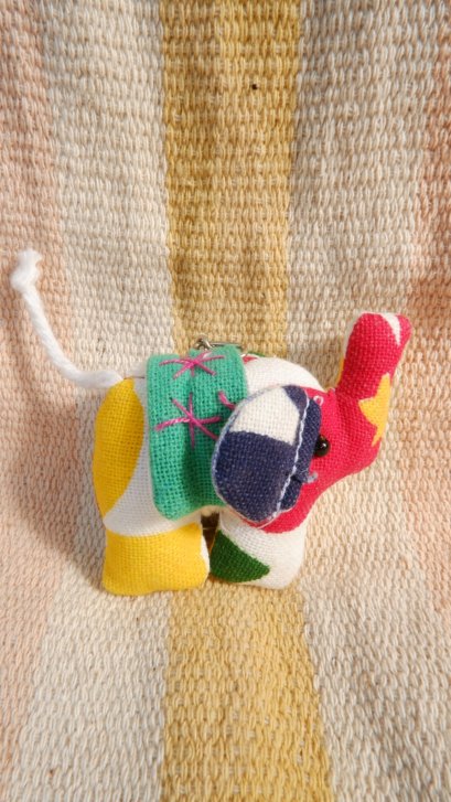 พวงกญุแจผ้า ช้างเหลืองอานเขียว