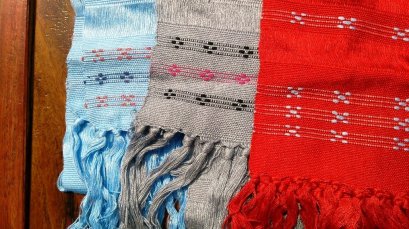 Long Neck Karen Scraf with Pattern