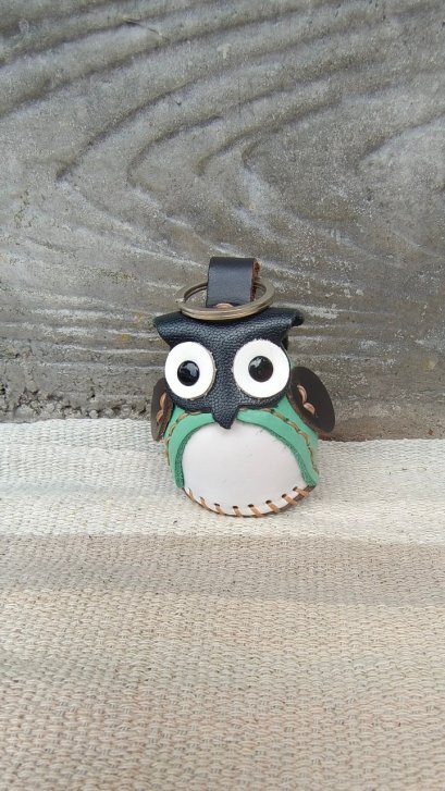 Small Owl Keychain (Green-ฺBlack)