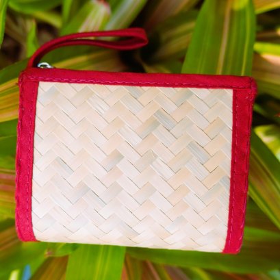 กระเป๋าสาน ขนาดเล็ก ขอบแดง