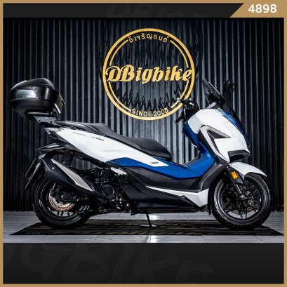 Honda Forza 350