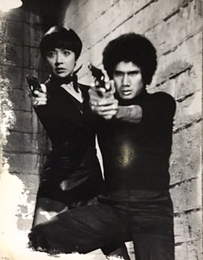 ภาพถ่ายขาว-ดำ ..................... ขนาด 6.5 x 8.6 ซม.