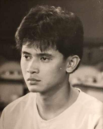 ภาพถ่ายขาว-ดำ ..................... ขนาด 7 x 9 ซม.