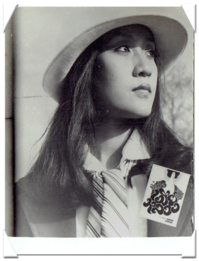 ภาพถ่ายขาว-ดำ ..................... ขนาด 6.8 x 9.0 ซม.