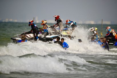 อานนท์ หงษ์กลาง ซิวที่ 1 โชว์ฟอร์มบิดเข้าวินรุ่นใหญ่เรือยืน