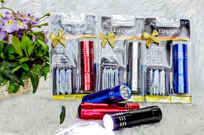  ไฟฉาย LED พกพา