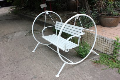 เก้าอี้ชิงช้า