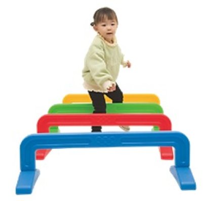 ราวข้ามขาเหลี่ยม