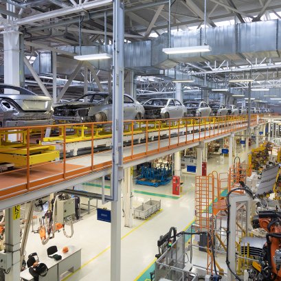 โครงสร้างเหล็กระบบน็อคดาวน์: เบื้องหลังการลดต้นทุนและเพิ่มความเร็วในอุตสาหกรรมยุคใหม่