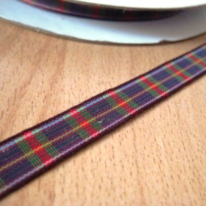 โบว์ลายสก๊อตโทนม่วง ขนาด 1 ซม. ราคา/หลา