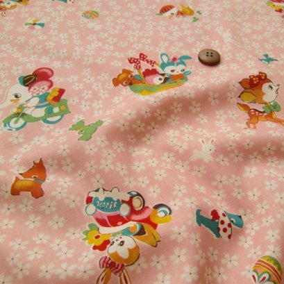 ผ้า cotton ญี่ปุ่น ลายสัตว์กับดอกไม้พื้นชมพู ขนาด 1/4 เมตร (50*55 ซม.)