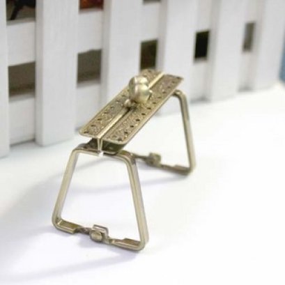 ปากกระเป๋าป๊อกแป๊ก ทรงเหลี่ยม ขนาด 7 cm.