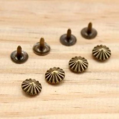 หมุดย้ำรูปเม็ดมะยมม 1.1 cm. 4 ตัว / set