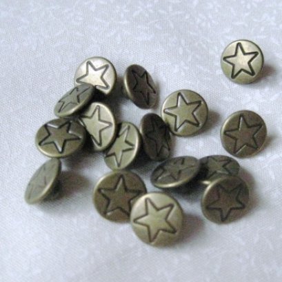 หมุดย้ำหน้าเดียวลายดาว0.8 cm. 20 ตัว /set