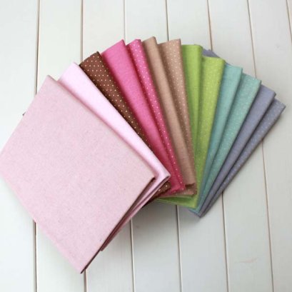 ผ้า Cotton Linen สีพื้นและลายจุด  ขนาด 1/4 m.หลา (50 x 70 cm.) เลือกลายด้านในค่ะ