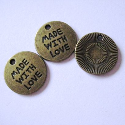 ตัวห้อยซิป made with love สูง 2 cm. อันละ