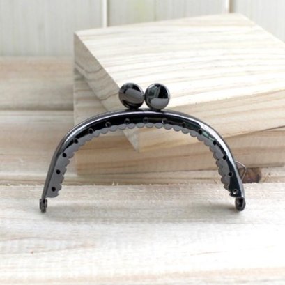 ปากกระเป๋าทรงกลม สีบรอนซ์ดำ ขนาด 8.5 cm.