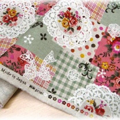 ผ้า cotton linen ญี่ปุ่น ลาย patchwork ดอกพื้นเขียว ขนาด 1/4 m. (50*55 ซม.)