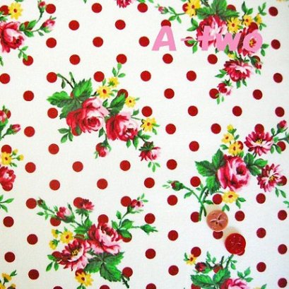 ผ้า cotton ของ A-TWO ลายจุด+ดอก พื้นขาว ขนาด 1/4 m.(50*55 ซม.)