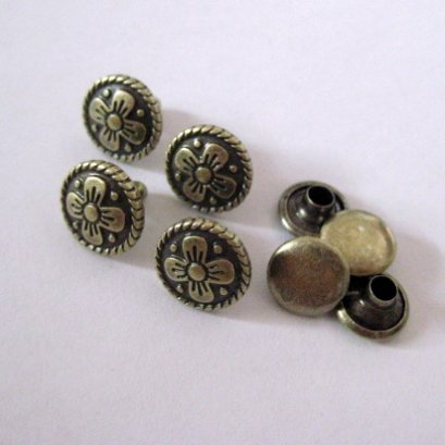 หมุดย้ำลายดอกกลม 1 cm. 4 ชุด / set